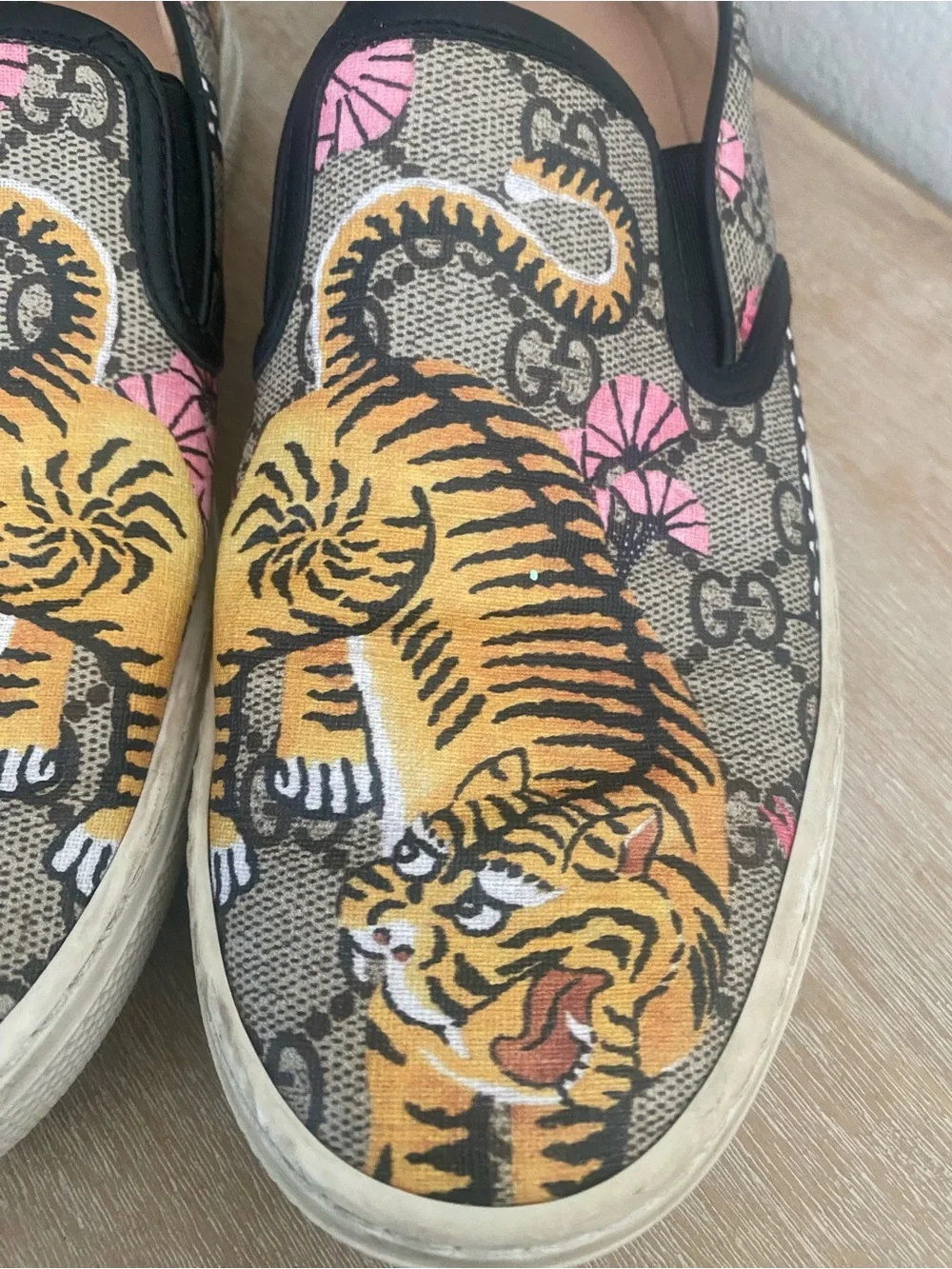 Gucci Dublin Bengal Tiger GG Supreme Slip-On Sneakers Size 8 (38)